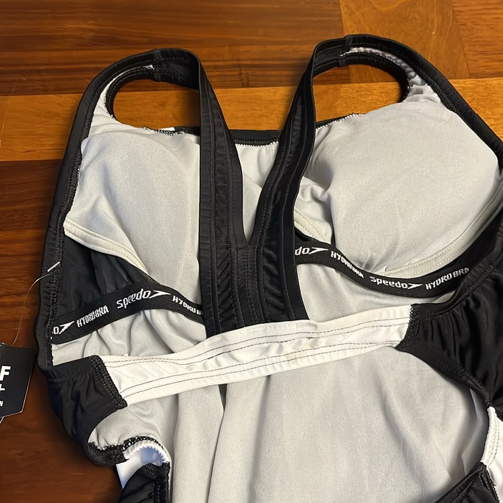 Speedo Black and White One Piece Swimsuit Athletic Performance, size 10 woman - Picture 4 of 10